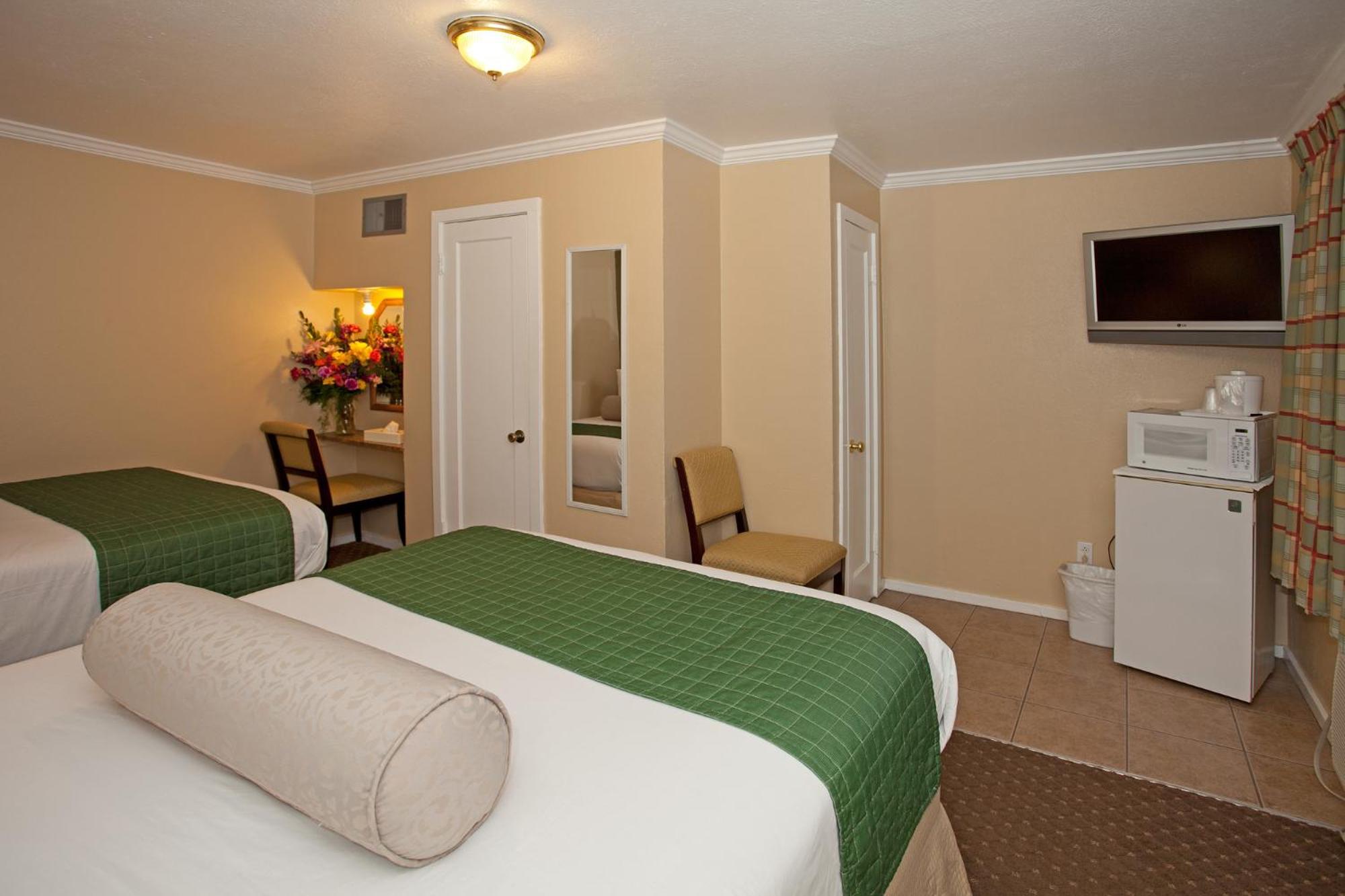Traveler'S Inn Williams, Ca Modern Renovated Hotel Номер фото
