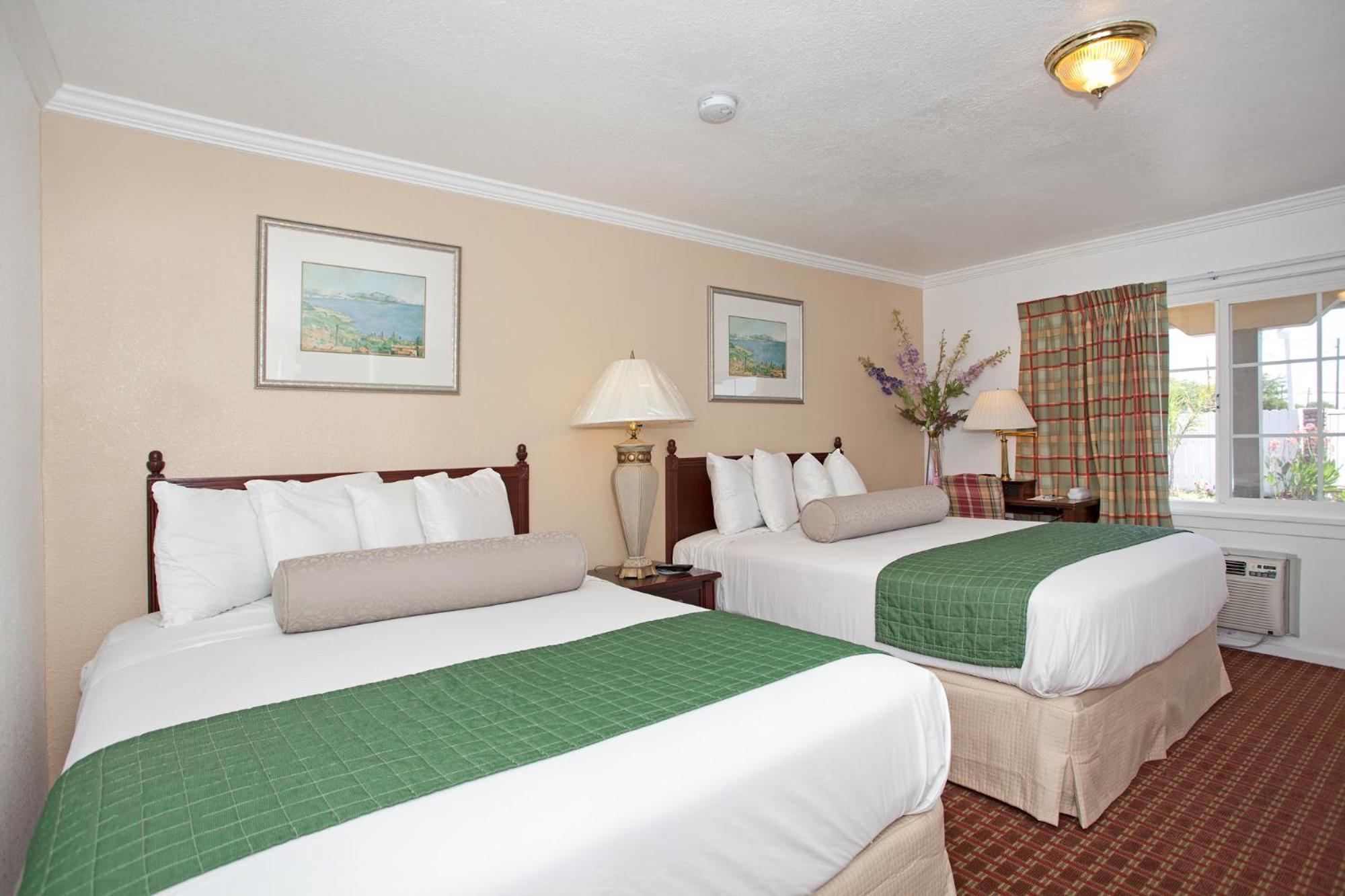 Traveler'S Inn Williams, Ca Modern Renovated Hotel Экстерьер фото